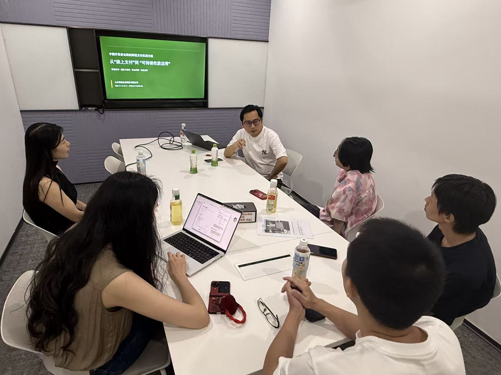 NineLogix meets founders in AI tools, SaaS and digital content at Shenzhen Zhongdian Innovation Building.